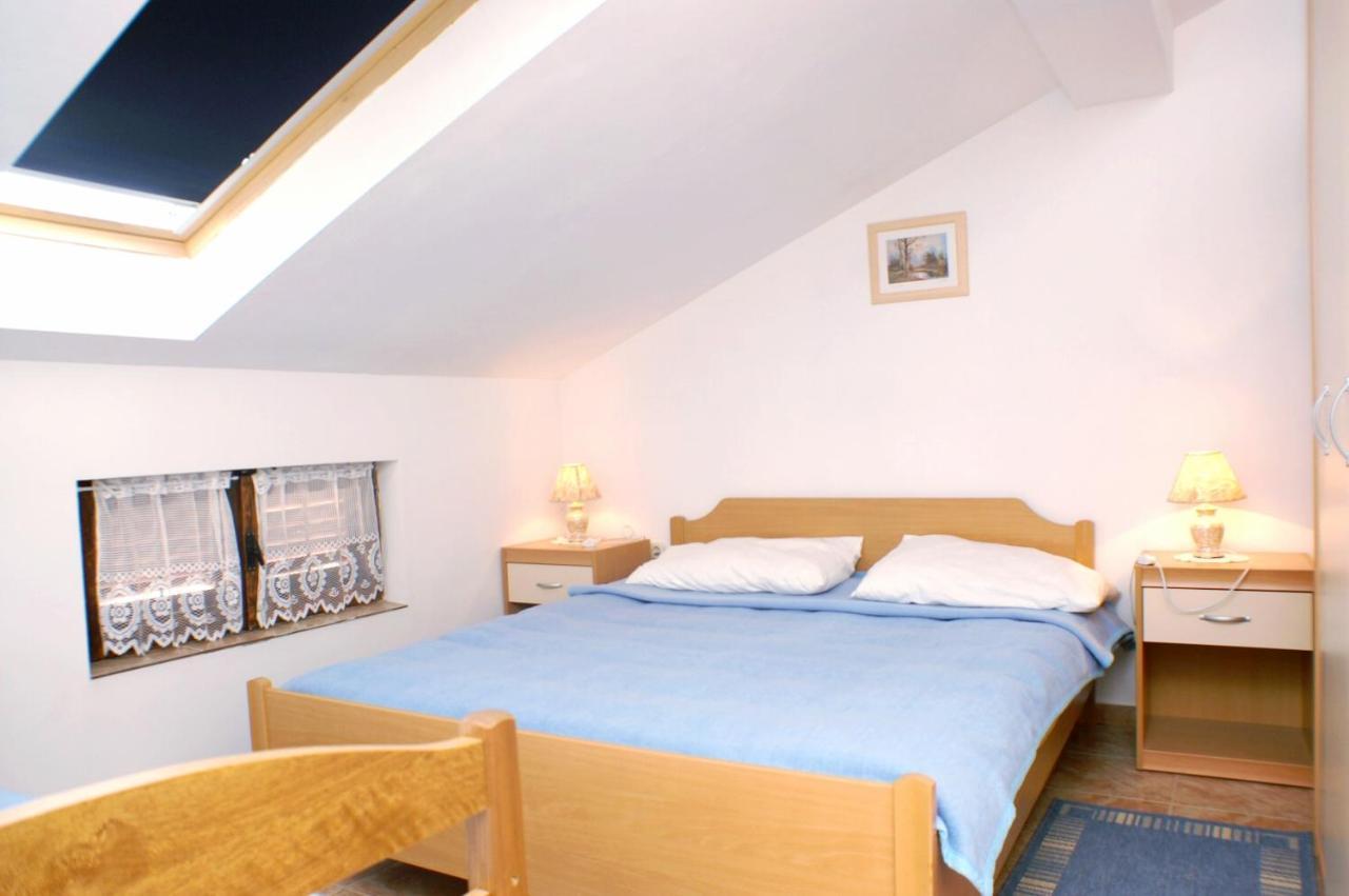 Family Friendly Seaside Apartments Vlasici, Pag - 4319 外观 照片