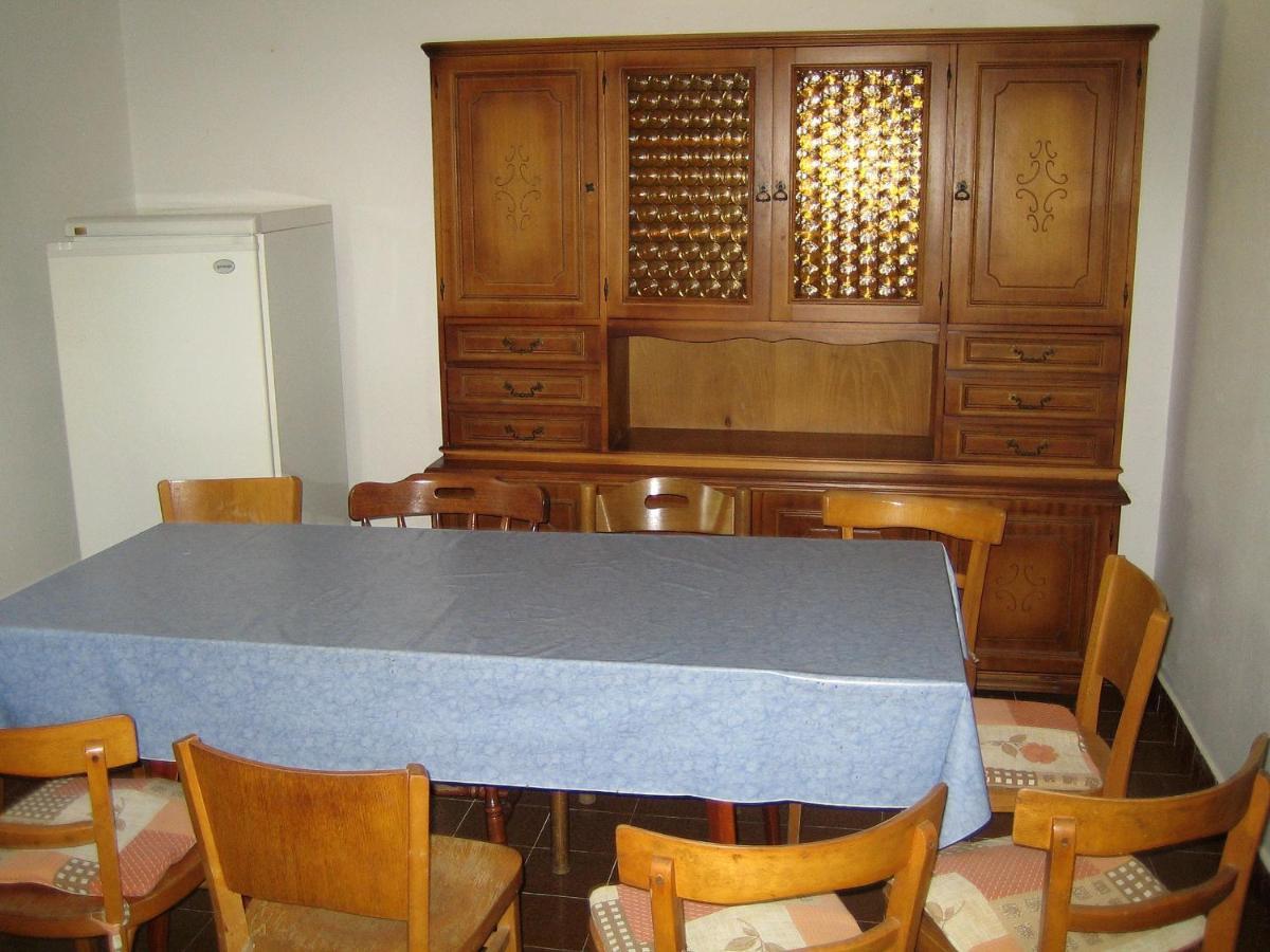 Family Friendly Seaside Apartments Vlasici, Pag - 4319 外观 照片