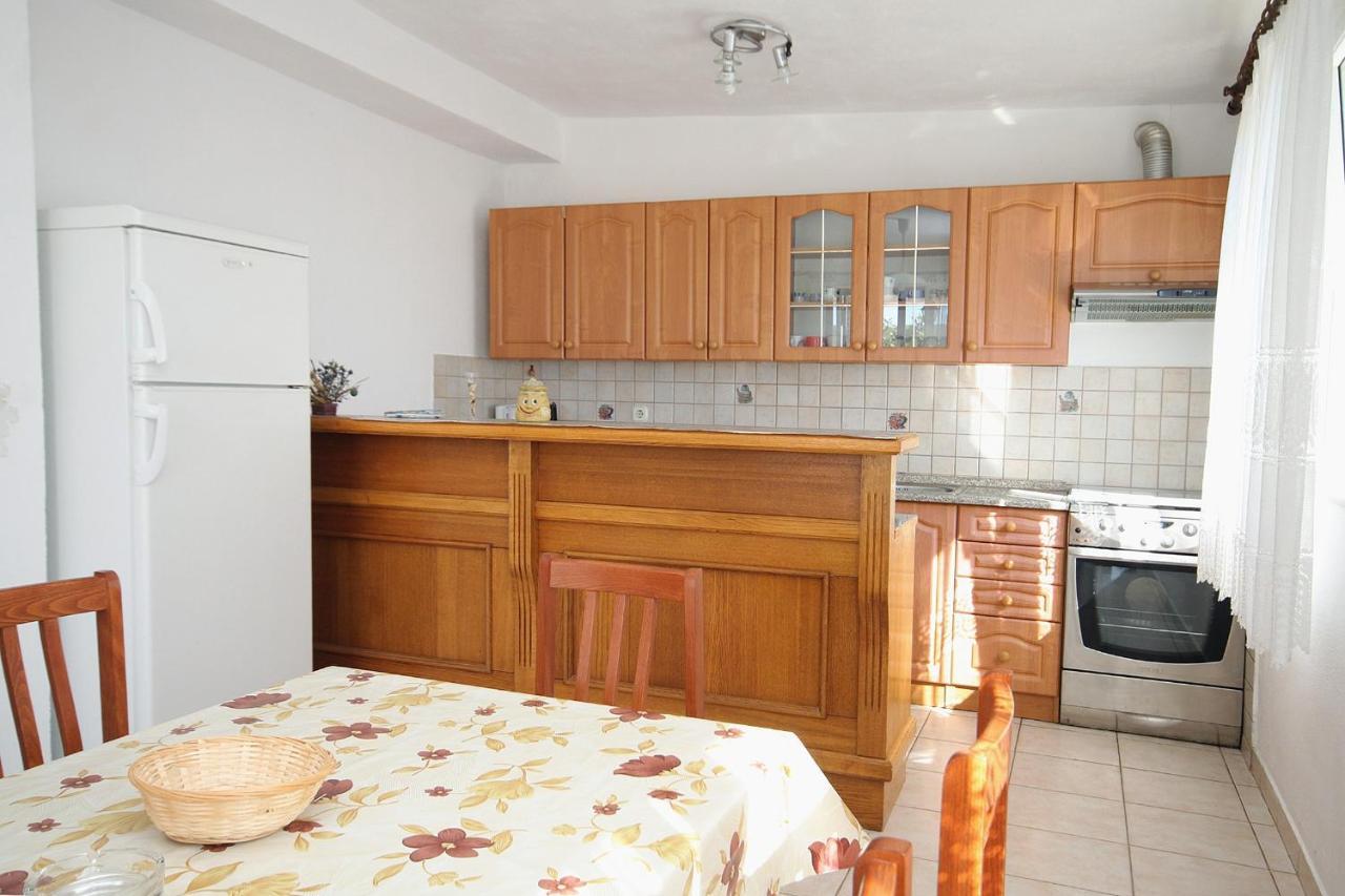 Family Friendly Seaside Apartments Vlasici, Pag - 4319 外观 照片