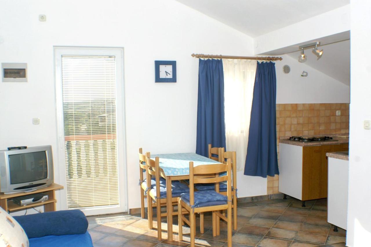 Family Friendly Seaside Apartments Vlasici, Pag - 4319 外观 照片