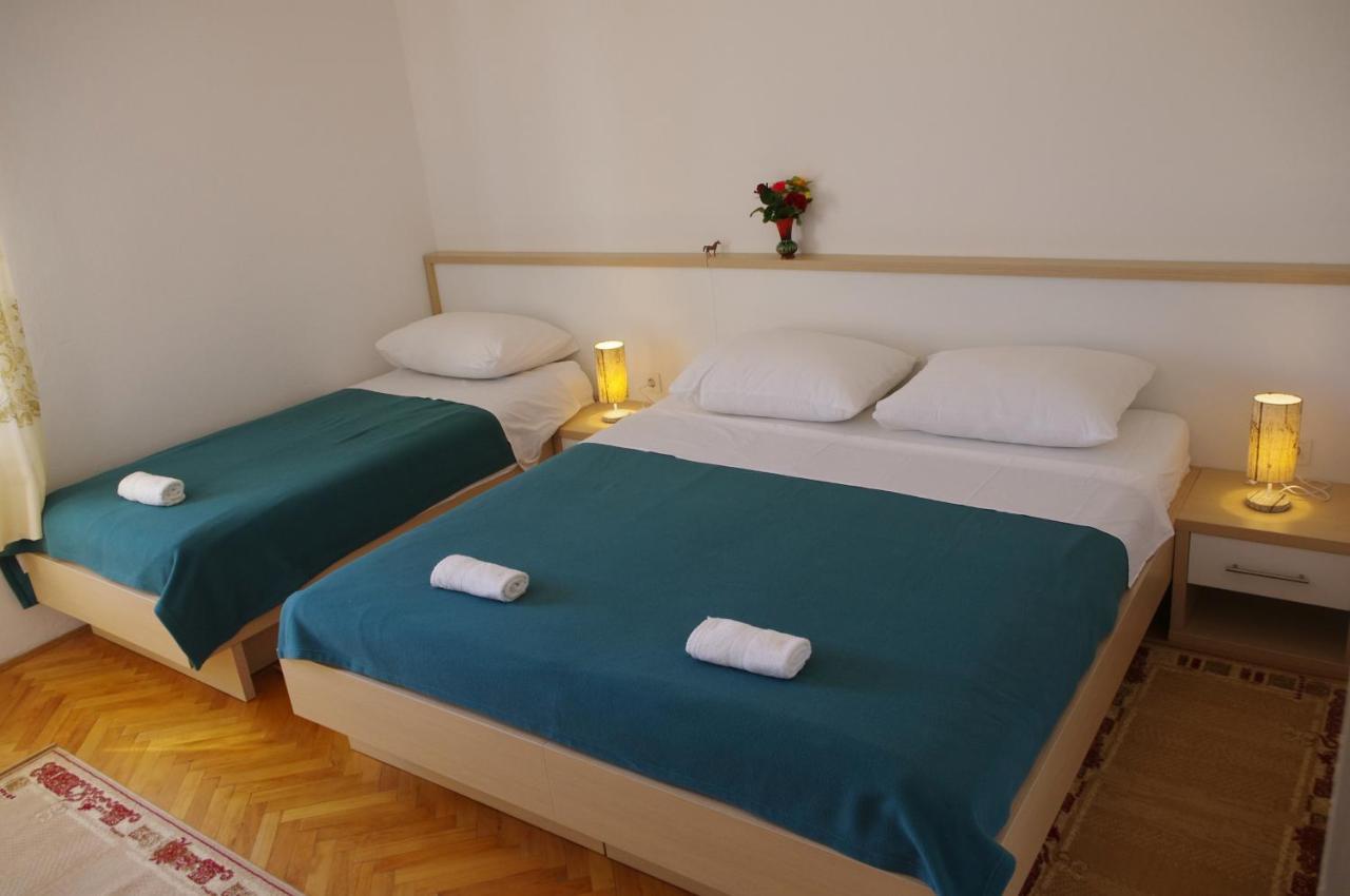 Family Friendly Seaside Apartments Vlasici, Pag - 4319 外观 照片